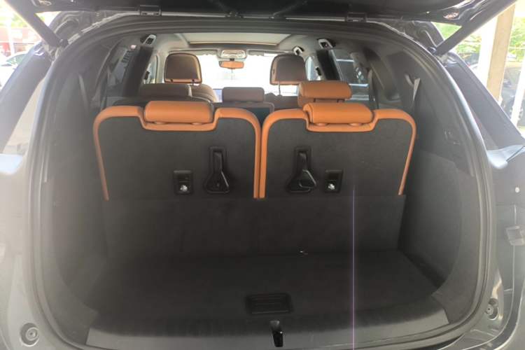 Used BYD Tang New Energy 2023 DM-i Champion Edition 112KM Prestige Model Trunk