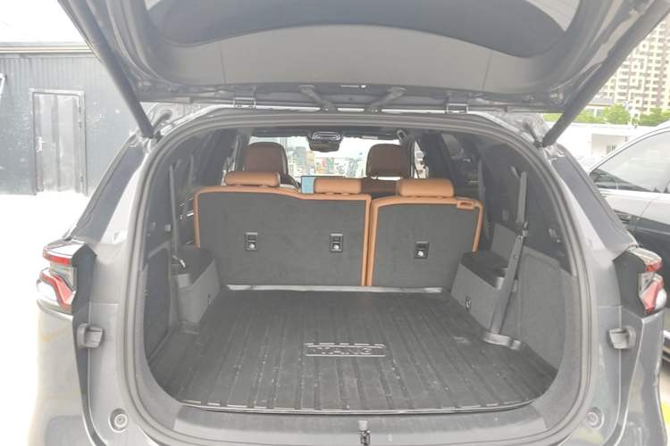 Used BYD Tang New Energy 2023 DM-i Champion Edition 112KM Prestige Model Trunk
