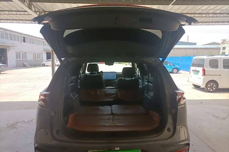 Used BYD Tang New Energy 2023 DM-i Champion Edition 112KM Prestige Model Trunk