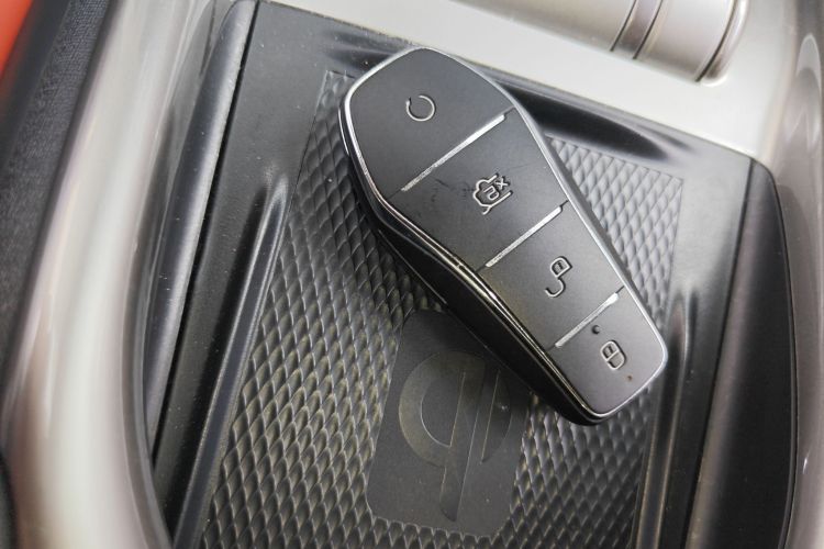 Used BYD Tang New Energy 2023 DM-i Champion Edition 112KM Prestige Model Vehicle Key