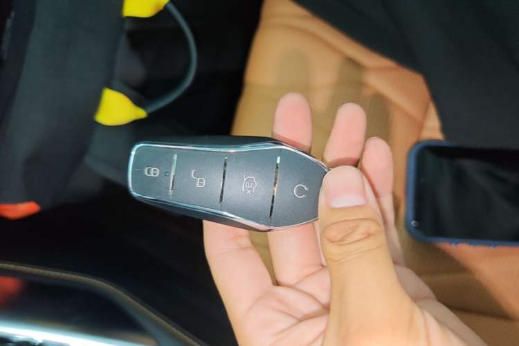 Used BYD Tang New Energy 2023 DM-i Champion Edition 112KM Prestige Model Vehicle Key