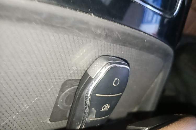 Used BYD Tang New Energy 2023 DM-i Champion Edition 112KM Prestige Model Vehicle Key