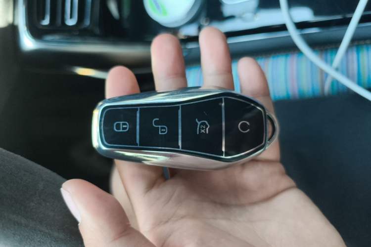 Used BYD Tang New Energy 2023 DM-i Champion Edition 112KM Prestige Model Vehicle Key