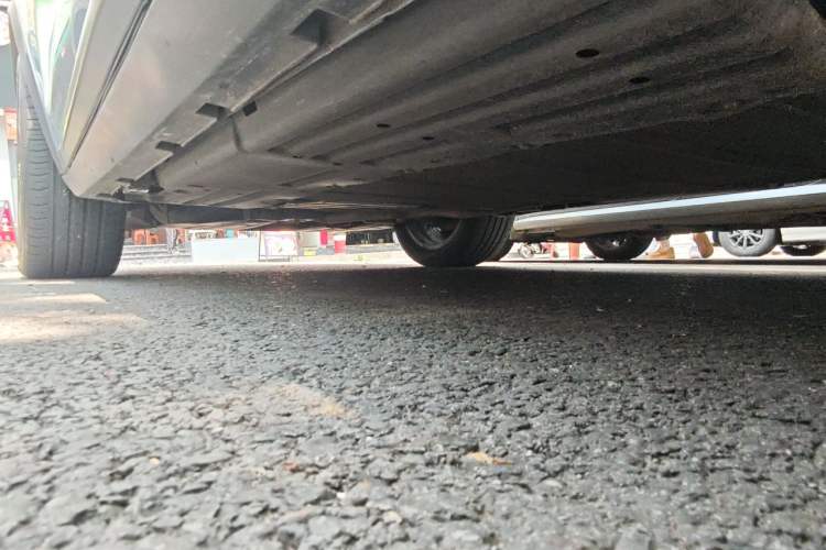 Used BYD Tang New Energy 2023 DM-i Champion Edition 112KM Prestige Model Chassis Rear Left