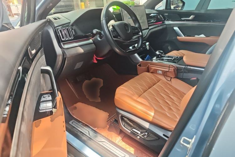 Used BYD Tang New Energy 2023 DM-i Champion Edition 112KM Prestige Model Driver Seat