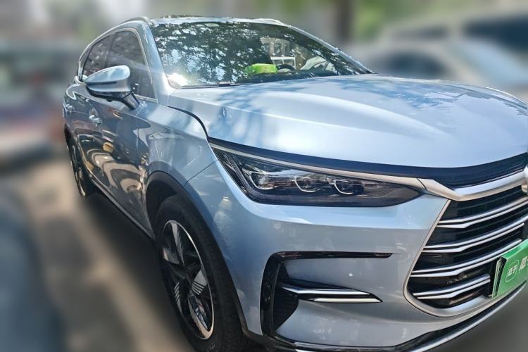 Used BYD Tang New Energy 2023 DM-i Champion Edition 112KM Prestige Model Front Right 45 Deg