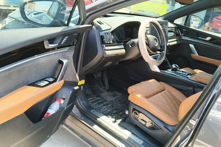 Used BYD Tang New Energy 2023 DM-i Champion Edition 112KM Prestige Model Driver Seat