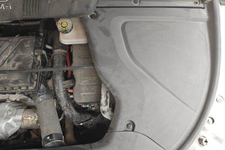 Used BYD Tang New Energy 2023 DM-i Champion Edition 112KM Prestige Model Engine Bay Left