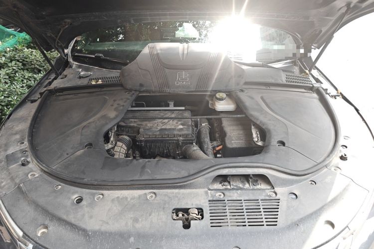Used BYD Tang New Energy 2023 DM-i Champion Edition 112KM Prestige Model Engine Bay