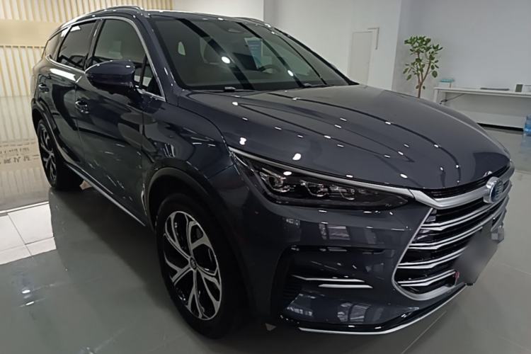Used BYD Tang New Energy 2023 DM-i Champion Edition 112KM Prestige Model Front Right 45 Deg