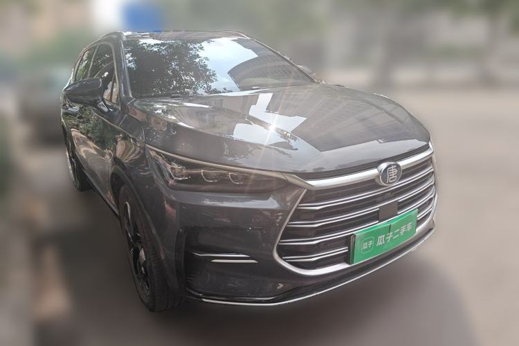 Used BYD Tang New Energy 2023 DM-i Champion Edition 112KM Prestige Model Front Right 45 Deg
