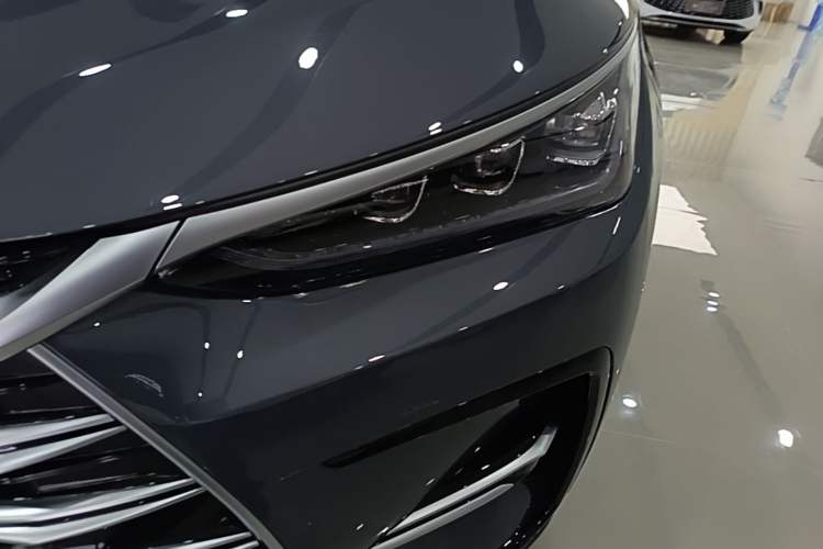 Used BYD Tang New Energy 2023 DM-i Champion Edition 112KM Prestige Model Left Front Headlight