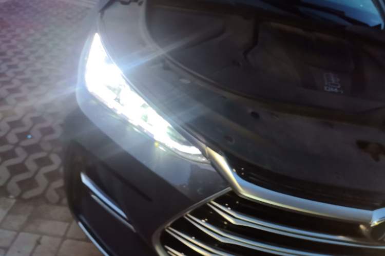 Used BYD Tang New Energy 2023 DM-i Champion Edition 112KM Prestige Model Right Front Headlight