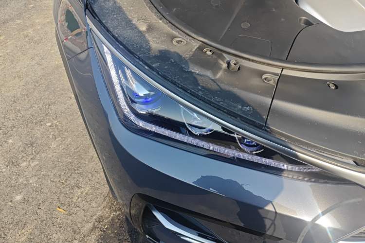 Used BYD Tang New Energy 2023 DM-i Champion Edition 112KM Prestige Model Right Front Headlight