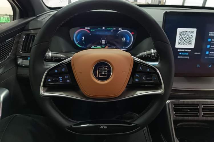 Used BYD Tang New Energy 2023 DM-i Champion Edition 112KM Prestige Model Steering Wheel