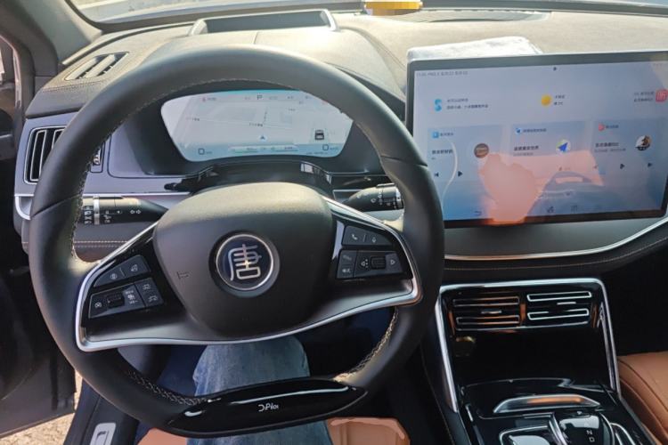 Used BYD Tang New Energy 2023 DM-i Champion Edition 112KM Prestige Model Steering Wheel