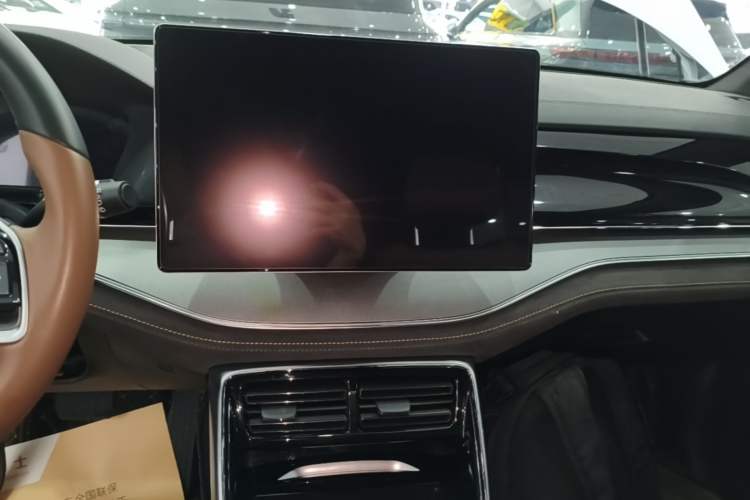 Used BYD Tang New Energy 2023 DM-i Champion Edition 112KM Prestige Model Audio And AC Panel