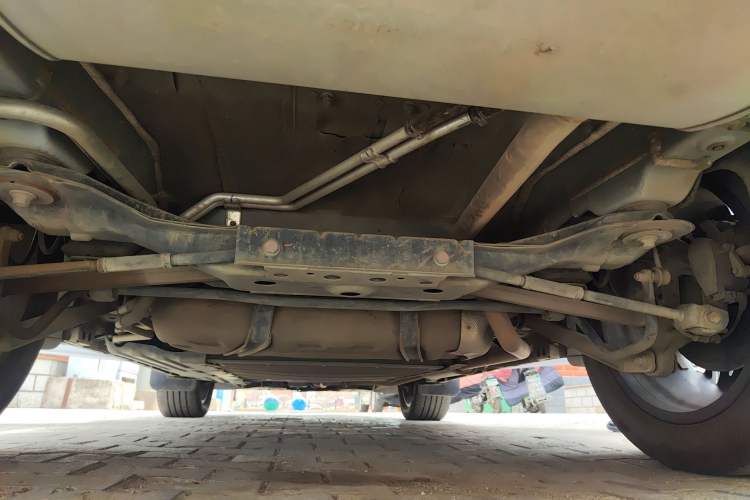 Used BYD Tang New Energy 2023 DM-i Champion Edition 112KM Prestige Model Chassis Rear