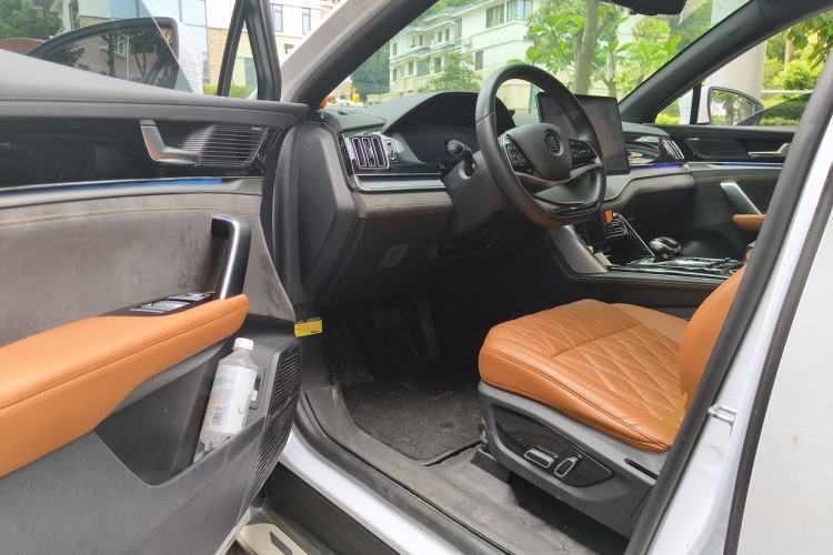 Used BYD Tang New Energy 2023 DM-i Champion Edition 112KM Prestige Model Driver Seat
