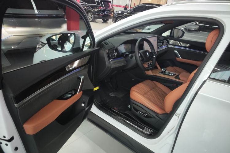 Used BYD Tang New Energy 2023 DM-i Champion Edition 112KM Prestige Model Driver Seat
