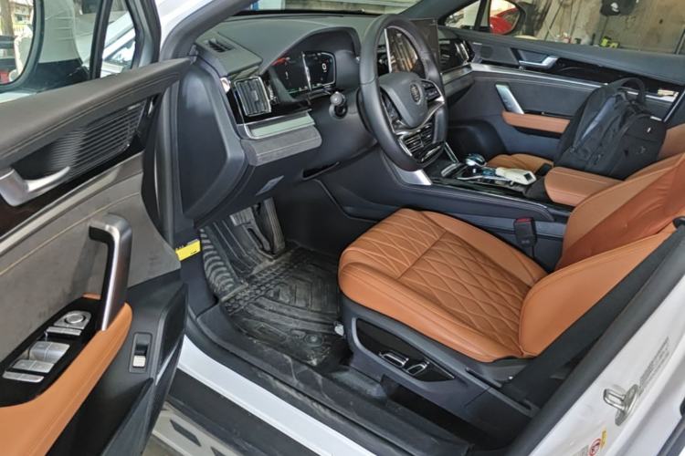 Used BYD Tang New Energy 2023 DM-i Champion Edition 112KM Prestige Model Driver Seat