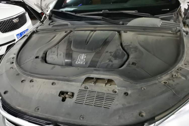 Used BYD Tang New Energy 2023 DM-i Champion Edition 112KM Prestige Model Engine Bay