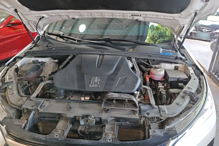 Used BYD Tang New Energy 2023 DM-i Champion Edition 112KM Prestige Model Engine Bay