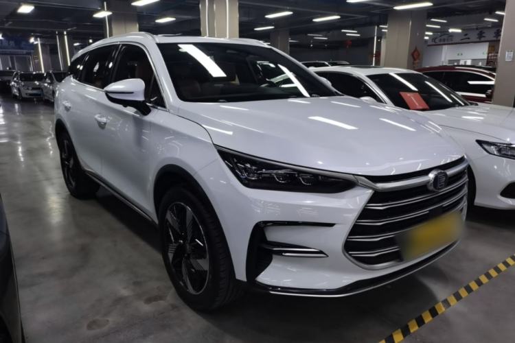 Used BYD Tang New Energy 2023 DM-i Champion Edition 112KM Prestige Model Front Right 45 Deg