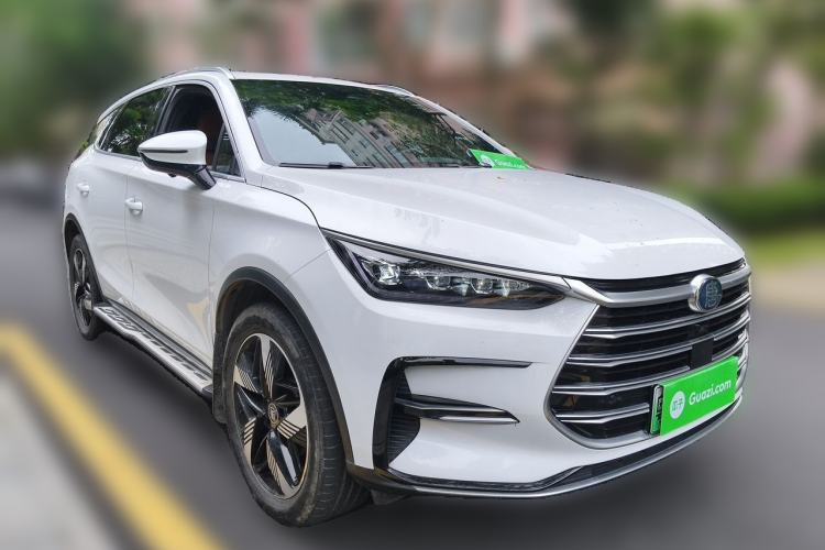 Used BYD Tang New Energy 2023 DM-i Champion Edition 112KM Prestige Model Front Right 45 Deg