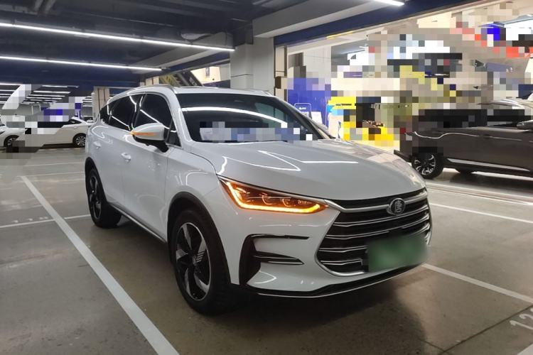 Used BYD Tang New Energy 2023 DM-i Champion Edition 112KM Prestige Model Front Right 45 Deg