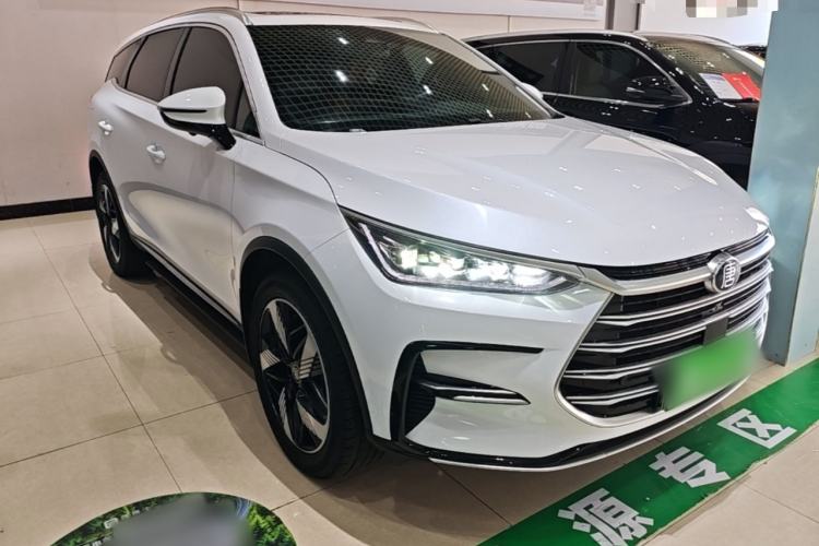 Used BYD Tang New Energy 2023 DM-i Champion Edition 112KM Prestige Model Front Right 45 Deg