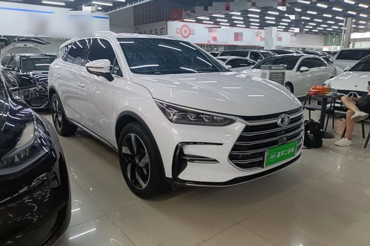 Used BYD Tang New Energy 2023 DM-i Champion Edition 112KM Prestige Model Front Right 45 Deg