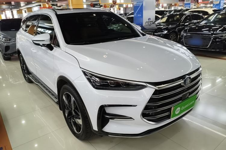 Used BYD Tang New Energy 2023 DM-i Champion Edition 112KM Prestige Model Front Right 45 Deg
