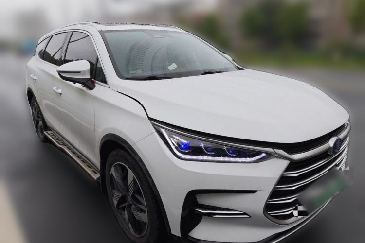 Used BYD Tang New Energy 2023 DM-i Champion Edition 112KM Prestige Model Front Right 45 Deg
