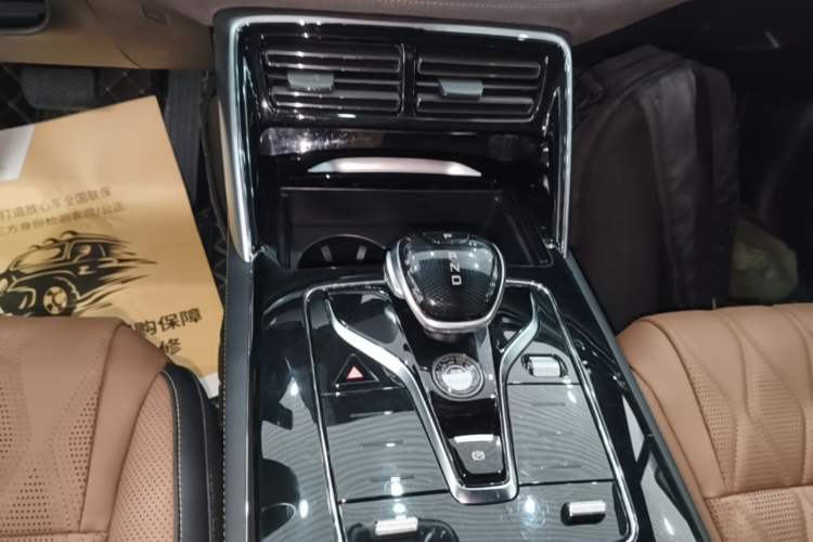 Used BYD Tang New Energy 2023 DM-i Champion Edition 112KM Prestige Model Gear Lever