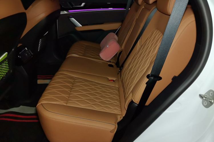 Used BYD Tang New Energy 2023 DM-i Champion Edition 112KM Prestige Model Interior 4