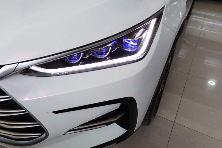 Used BYD Tang New Energy 2023 DM-i Champion Edition 112KM Prestige Model Left Front Headlight