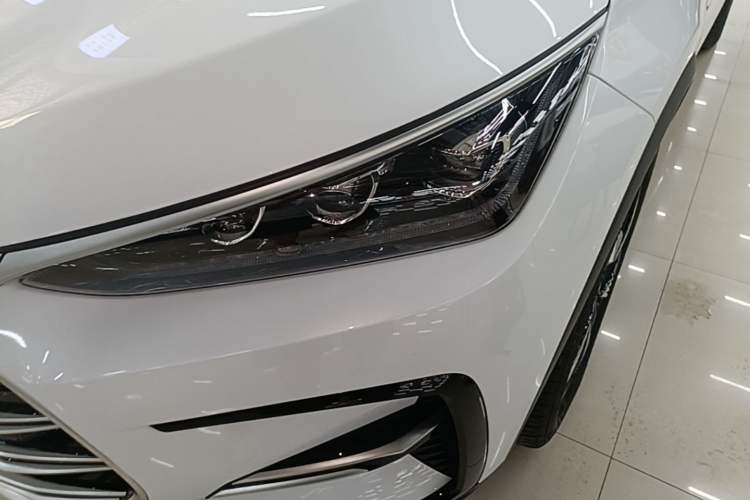 Used BYD Tang New Energy 2023 DM-i Champion Edition 112KM Prestige Model Left Front Headlight