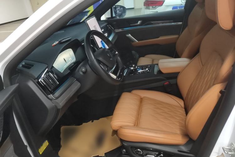 Used BYD Tang New Energy 2023 DM-i Champion Edition 112KM Prestige Model Left Front Seat