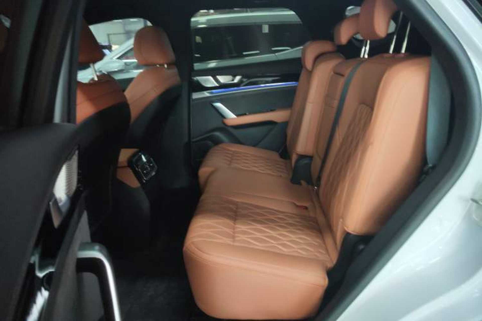 Used BYD Tang New Energy 2023 DM-i Champion Edition 112KM Prestige Model Left Rear Seat