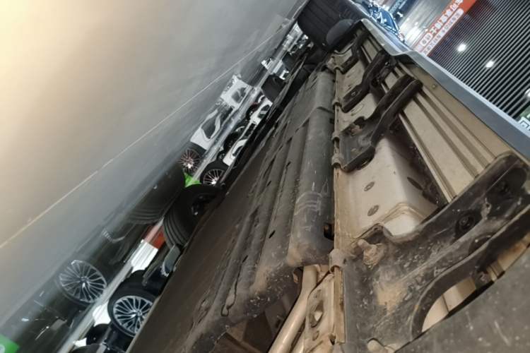 Used BYD Tang New Energy 2023 DM-i Champion Edition 112KM Prestige Model Left Side Sill