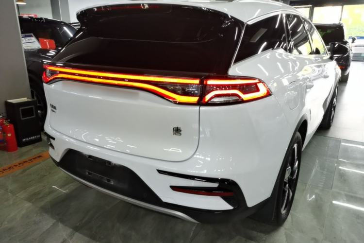 Used BYD Tang New Energy 2023 DM-i Champion Edition 112KM Prestige Model Rear Right 45 Deg