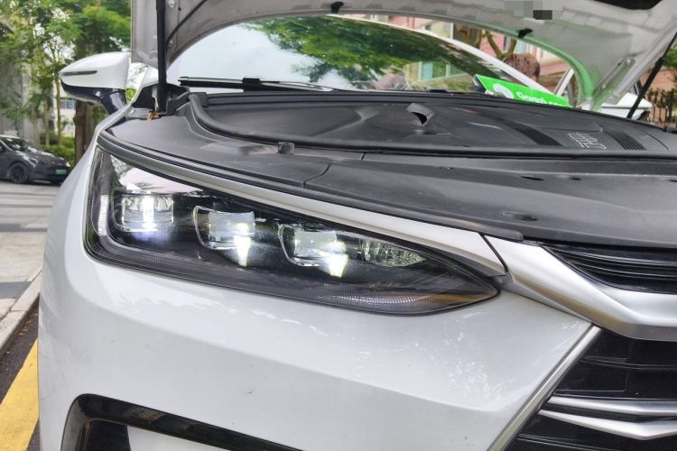 Used BYD Tang New Energy 2023 DM-i Champion Edition 112KM Prestige Model Right Front Headlight