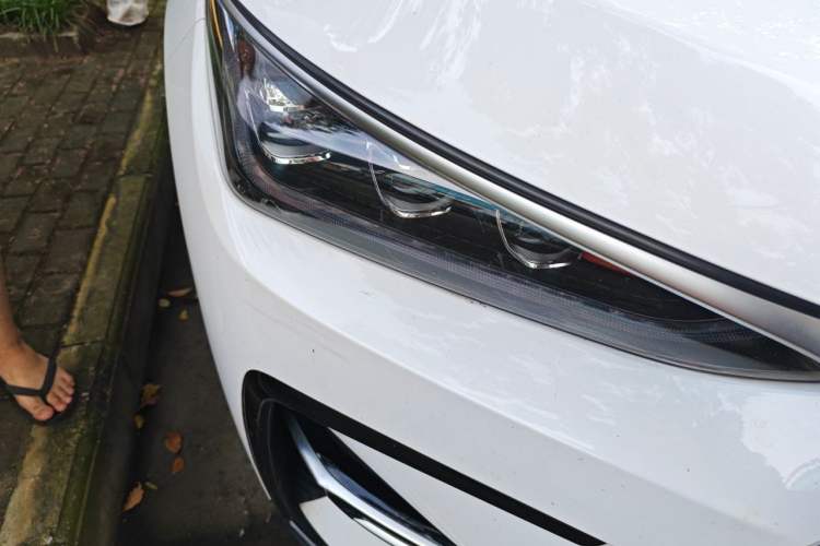 Used BYD Tang New Energy 2023 DM-i Champion Edition 112KM Prestige Model Right Front Headlight
