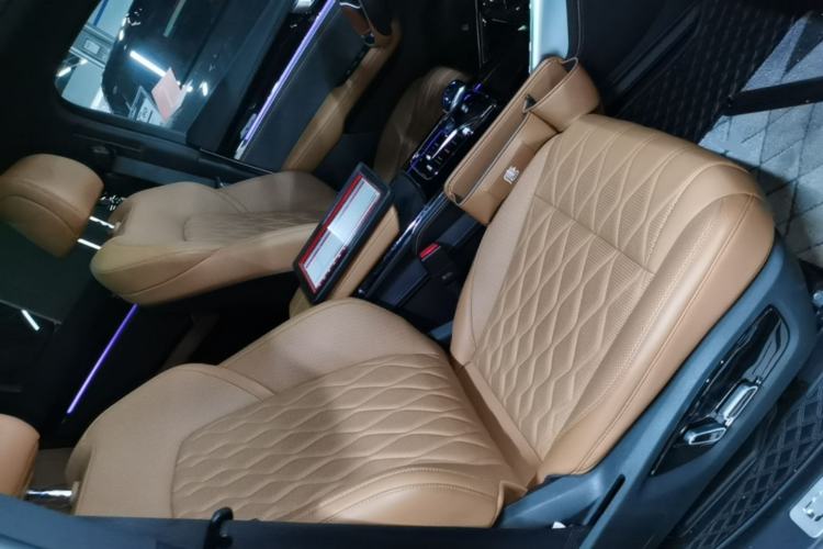 Used BYD Tang New Energy 2023 DM-i Champion Edition 112KM Prestige Model Right Front Seat