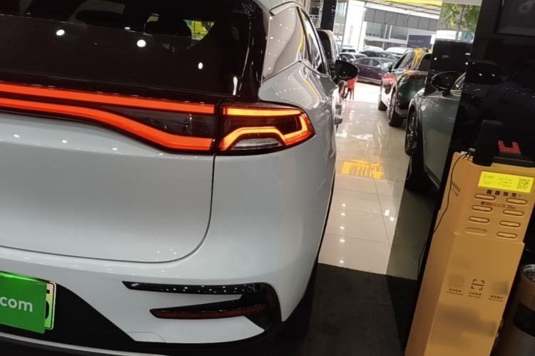 Used BYD Tang New Energy 2023 DM-i Champion Edition 112KM Prestige Model Right Rear Taillight