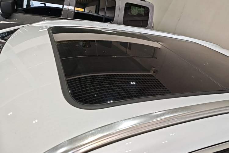 Used BYD Tang New Energy 2023 DM-i Champion Edition 112KM Prestige Model Roof