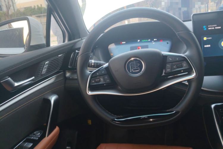 Used BYD Tang New Energy 2023 DM-i Champion Edition 112KM Prestige Model Steering Wheel