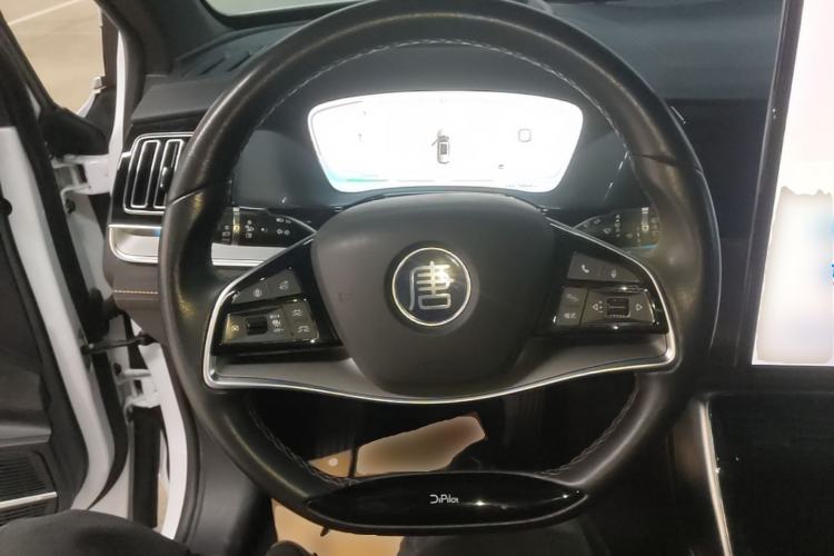 Used BYD Tang New Energy 2023 DM-i Champion Edition 112KM Prestige Model Steering Wheel