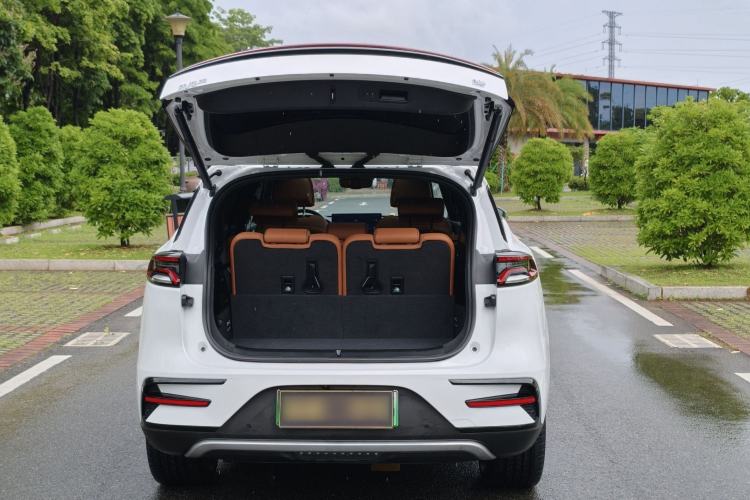 Used BYD Tang New Energy 2023 DM-i Champion Edition 112KM Prestige Model Trunk